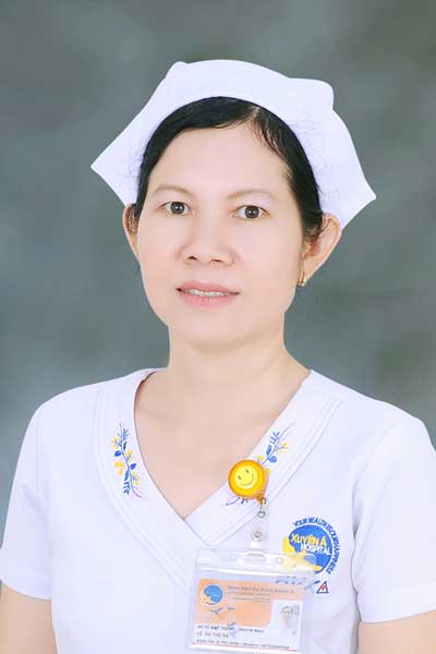 Nữ hộ sinh trưởng Lê Thị Thu Hà - Khoa Sản - Phụ Khoa