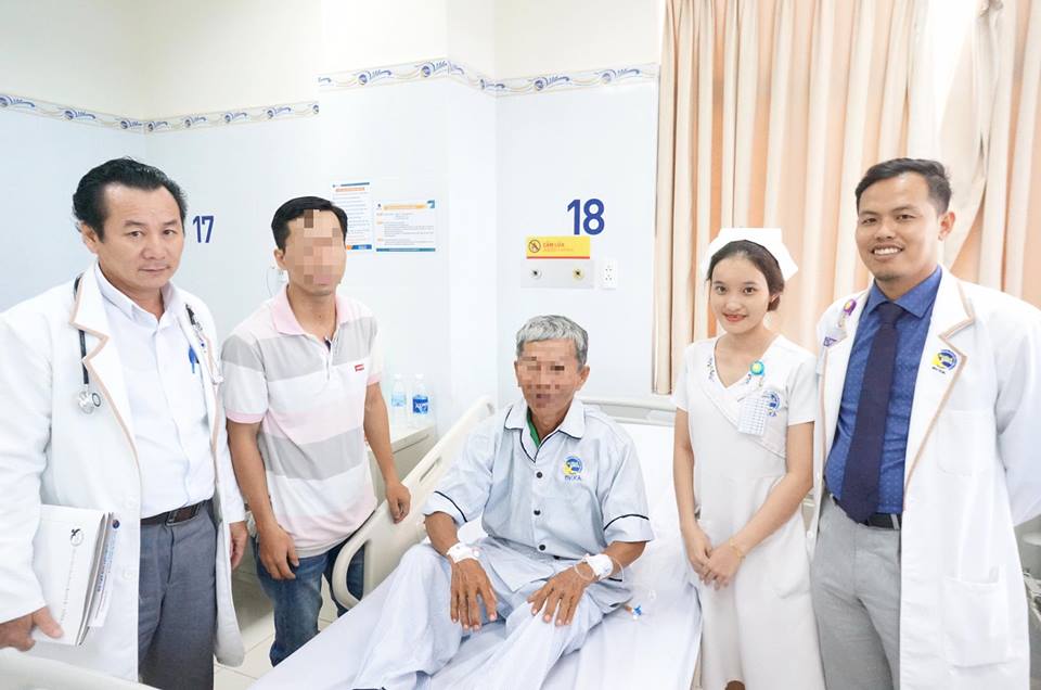 Ảnh chụp bệnh nhân hồi phục sau điều trị đột quỵ tại BVXA - Vĩnh Long