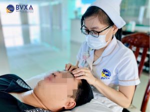 PHỤC HỒI CHỨC NĂNG LIỆT DÂY THẦN KINH SỐ 7 NGOẠI BIÊN