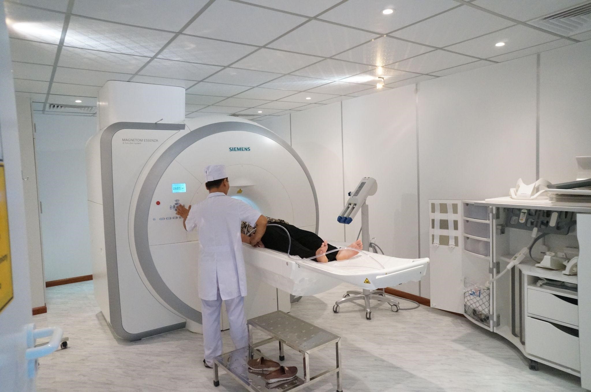 Hình ảnh máy MRI