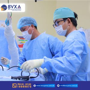 Hình ảnh ekip phẫu thuật