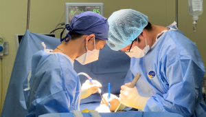 Ekip phẫu thuật