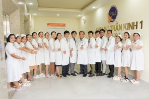 Đội ngũ bác sĩ thuộc đơn vị đột quỵ