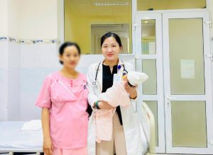 Hình ảnh thai phụ bị nhau tiền đạo và bác sĩ