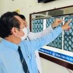 ĐANG ĐI CÔNG TÁC, NGƯỜI ĐÀN ÔNG BẤT NGỜ BỊ ĐỘT QUỴ NÃO ĐƯỢC ĐIỀU TRỊ BẰNG THUỐC rTPA