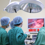 TÁI TẠO THỰC QUẢN CHO CỤ ÔNG BỎNG THỰC QUẢN VÌ UỐNG NHẦM NƯỚC TRO TÀU
