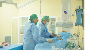 Ekip can thiệp nút mạch cầm máu