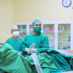 CƠN ĐAU QUẶN HÔNG LƯNG – DẤU HIỆU CẢNH BÁO SỎI NIỆU QUẢN NGUY HIỂM