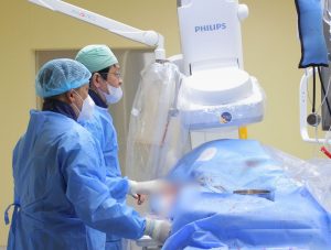 Hình ảnh quá trình can thiệp ca nhồi máu cơ tim