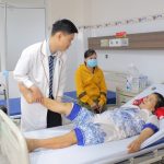 NGƯỜI PHỤ NỮ LẤY LẠI KHẢ NĂNG ĐI LẠI SAU TAI NẠN GIAO THÔNG GÂY GÃY XƯƠNG ĐÙI NGHIÊM TRỌNG