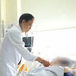 NGỘ ĐỘC RƯỢU – HIỂM HỌA SAU NHỮNG CUỘC NHẬU TRIỀN MIÊN