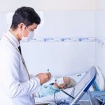 TƯỞNG MỆT MỎI, CHOÁNG VÁNG LÀ DO TUỔI GIÀ, CỤ BÀ 72 TUỔI PHÁT HIỆN SUY NÚT XOANG
